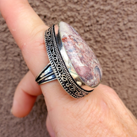 New Huge Pink Brecciated Mookaite 925 Silver Ring. - Picture 7 of 9